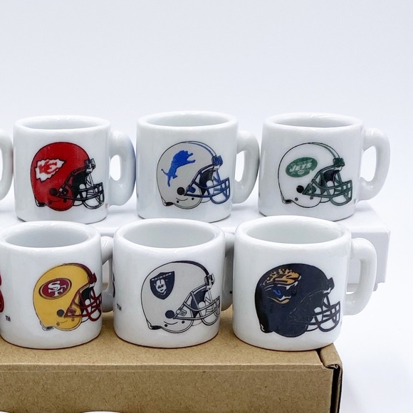 NFL Football Teams Logo Mini Ceramic Cups 16 Tiny Cups - Picture 2 of 10